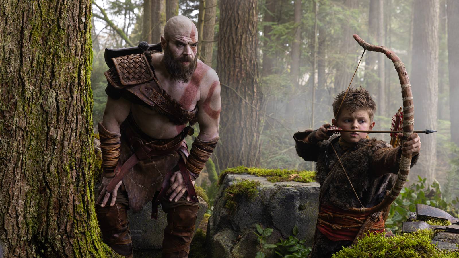 Amazon Prime God of War sorozat első pillantást vet a Kratos és Atreus színészekre.
